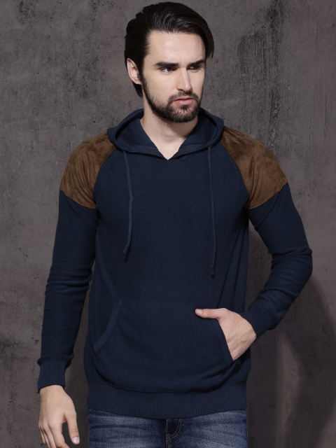 

Roadster Men Navy Blue Solid Hooded Sweatshirt