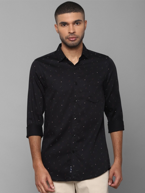 

Allen Solly Men Black Slim Fit Printed Casual Shirt