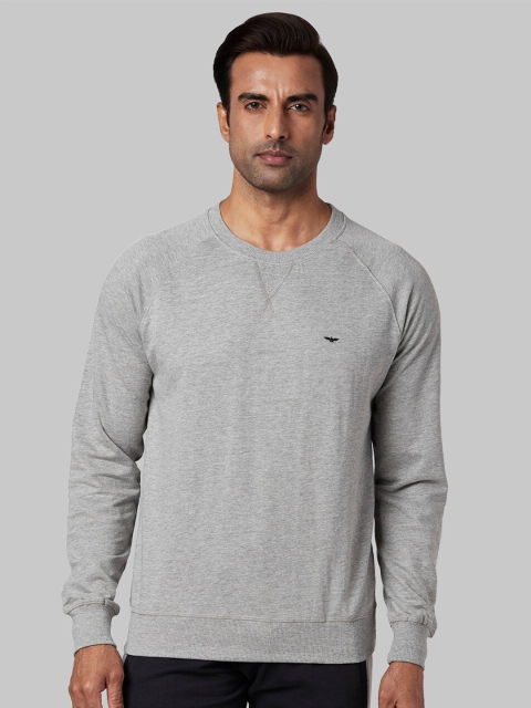 

Park Avenue Men Grey T-shirt