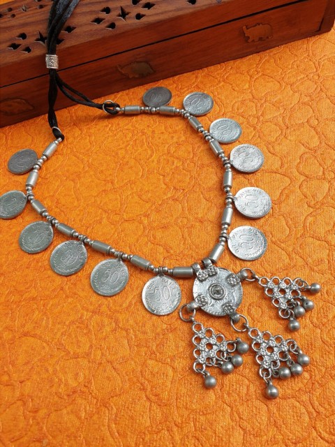 

FIROZA Silver-Toned Oxidised Necklace