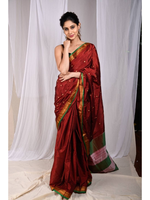 

KARAGIRI Red & Green Zari Silk Blend Ilkal Saree