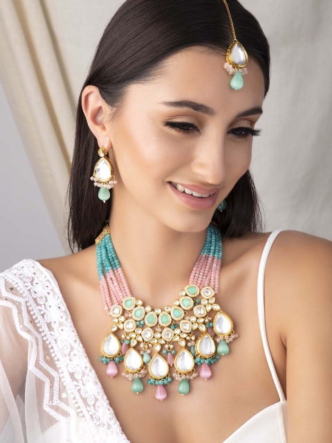 

Rubans Gold-Plated Kundan Studded Jewellery Set