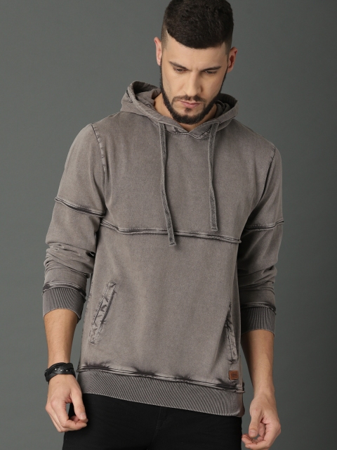 

Roadster Men Charcoal Grey Solid Hooded Sweatshirt