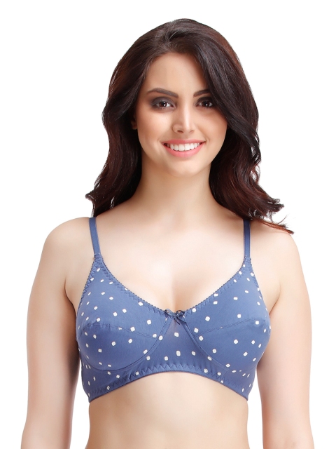 

Clovia Blue & White Printed Non-Wired Non-Padded Everyday Bra BR0860P0840B