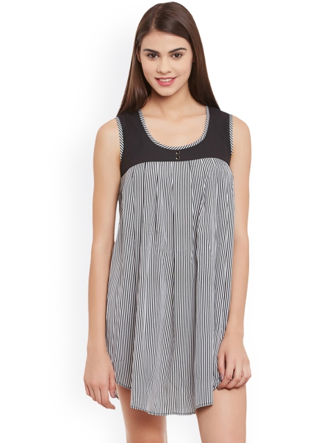 

Clovia Black & White Striped Nightdress NS0721P13XL