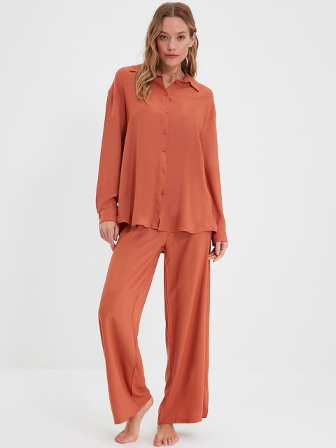 

Trendyol Women Coral Solid Viscose Rayon Night suit