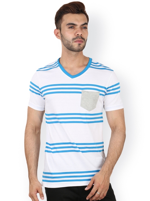 

Undercolors of Benetton Men White Striped V-Neck T-shirt