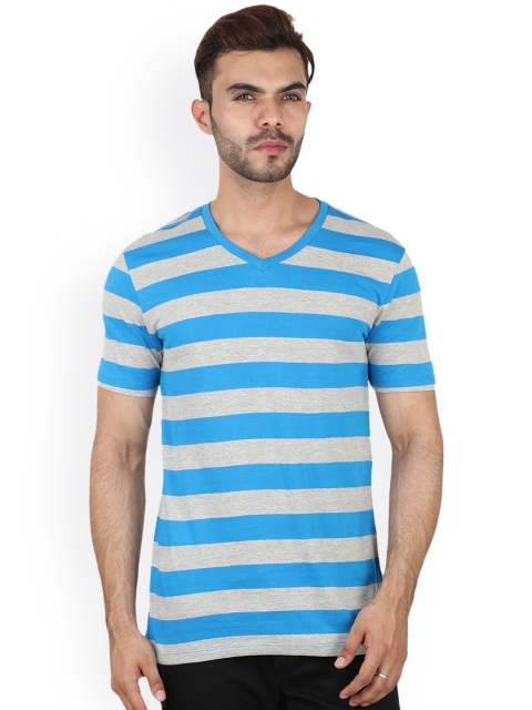 

Undercolors of Benetton Men Blue & Grey Striped V-Neck T-shirt