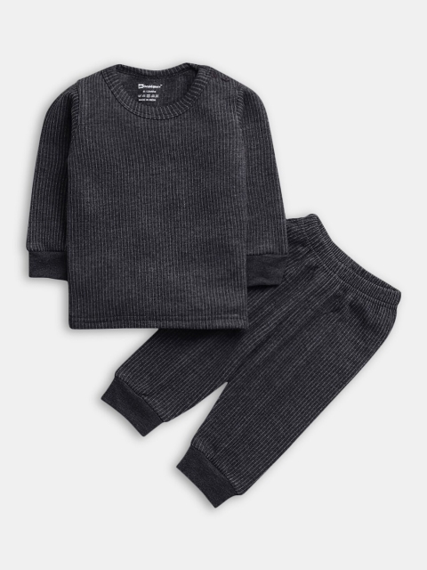 

Hopscotch Boys Grey Solid Cotton Thermal Set