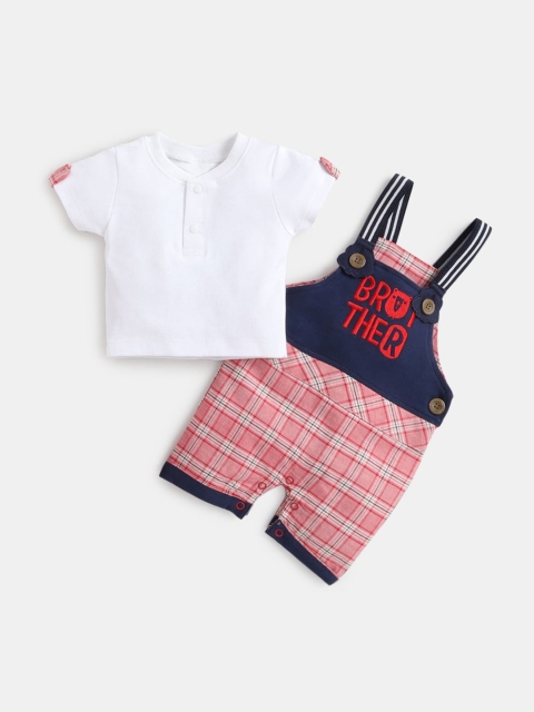 

Hopscotch Boys Navy Blue & Red Checked Pure Cotton Dungaree With T-shirts