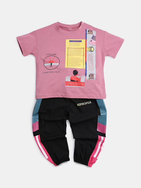 

Hopscotch Boys Pink & Black Printed T-shirt with Trousers