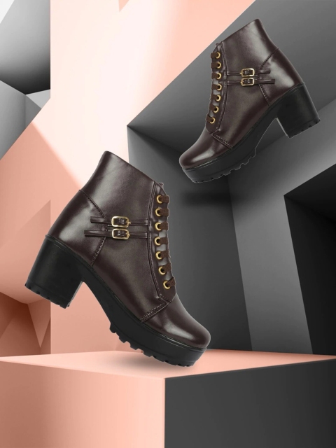 

Alishtezia Women Brown Solid Boots