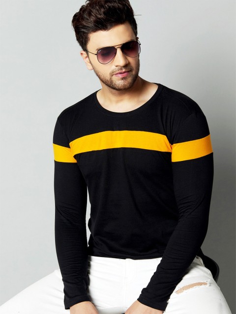 

AUSK Men Black & Mustard Yellow Colourblocked T-shirt