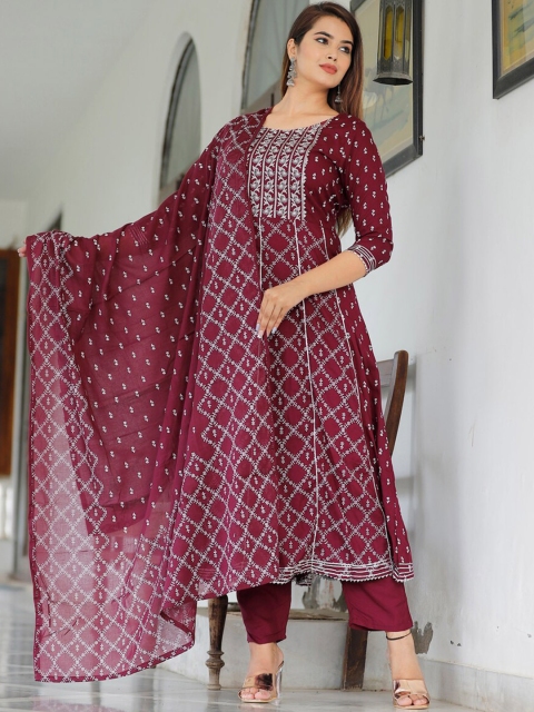 

TOULIN Women Burgundy Printed Empire Kurta with Trousers & With Dupatta