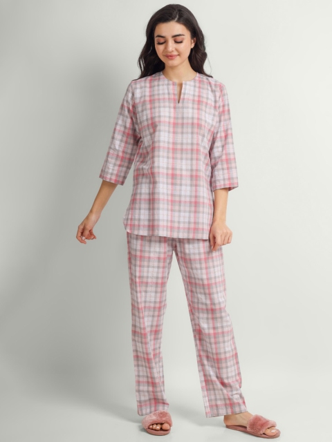 

THE PINK ELEPHANT Women White & Pink Checked Night suit