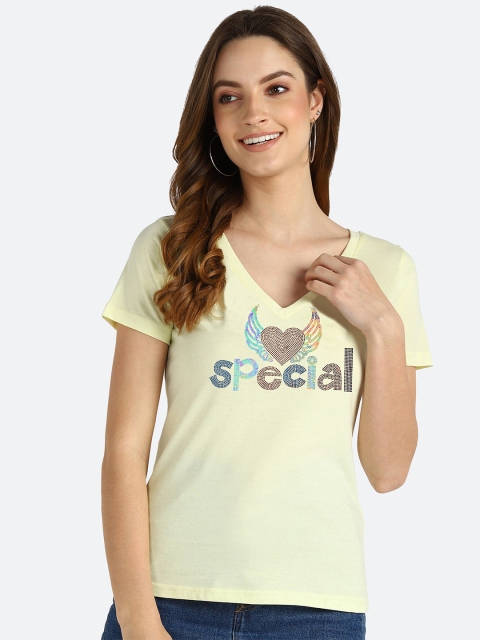 

shashvi Women Yellow Printed V-Neck T-shirt