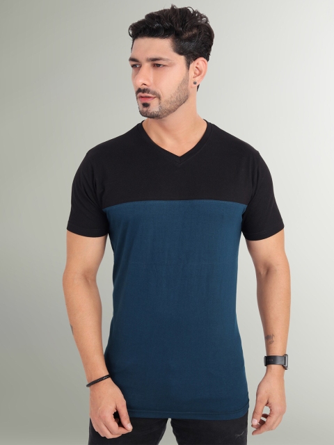 

Trends Tower Men Green & Black Colourblocked V-Neck T-shirt