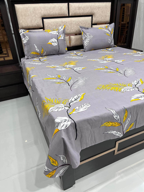 

Pure Decor Purple & White Floral 260 TC Queen Bedsheet with 2 Pillow Covers