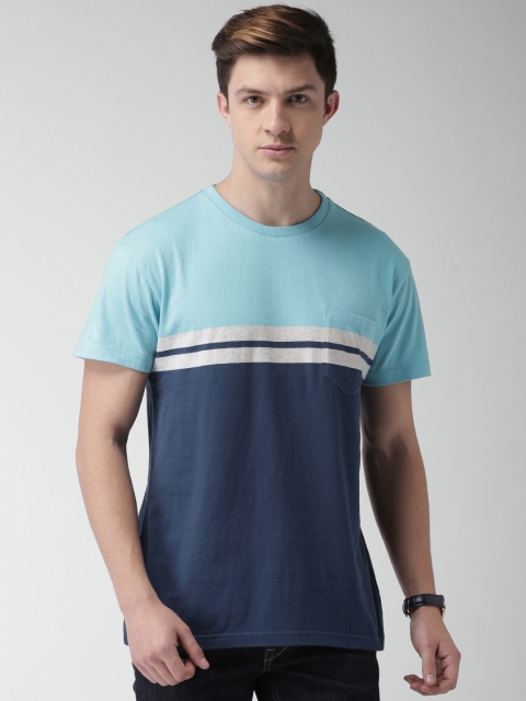 

Aeropostale Men Blue Striped Round Neck T-shirt