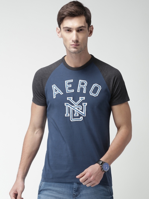 

Aeropostale Men Blue Applique Detail Round Neck T-shirt