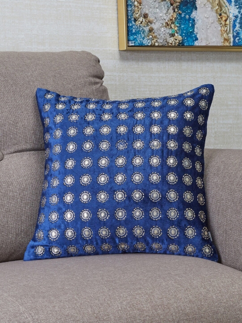 

HomeTown Blue & Gold-Toned Geometric Velvet Square Cushion Covers