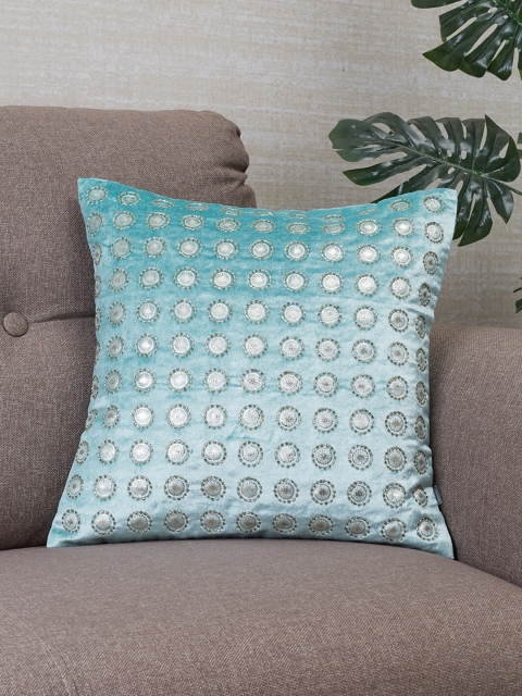 

HomeTown Blue & Gold-Toned Geometric Velvet Square Cushion Covers