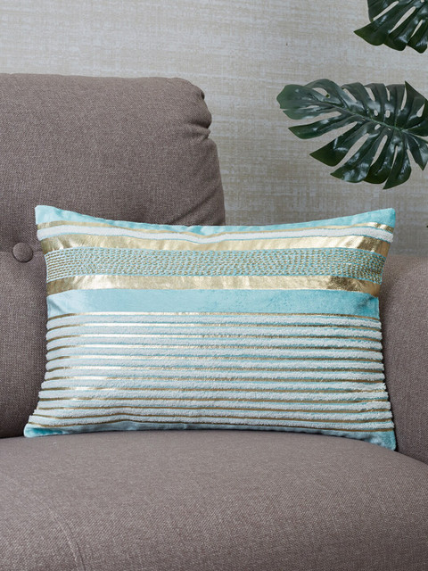

HomeTown Blue & White Striped Velvet Rectangle Cushion Covers
