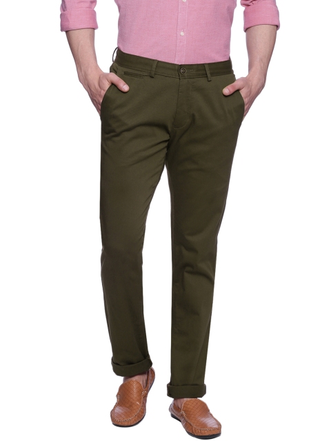 

Basics Men Olive Brown Tapered Fit Solid Chinos