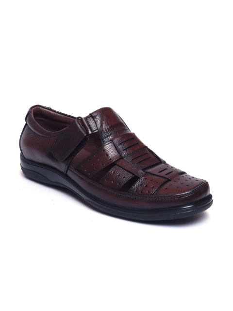 

Zoom Shoes Men Brown Leather Comfort Sandals