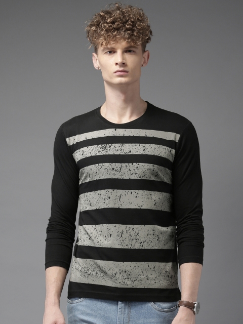 

HERE&NOW Men Black & Grey Striped Round Neck T-shirt