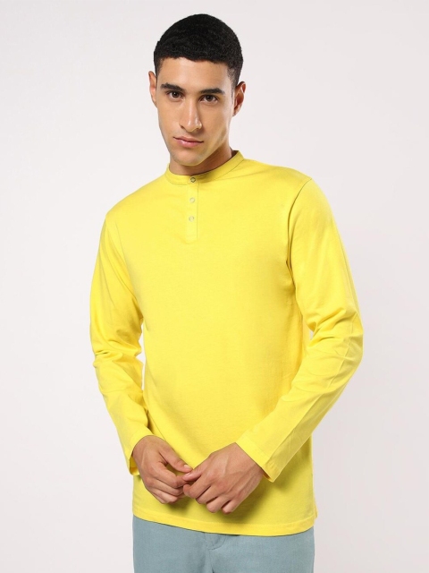 

Bewakoof Plus Men Yellow Henley Neck T-shirt