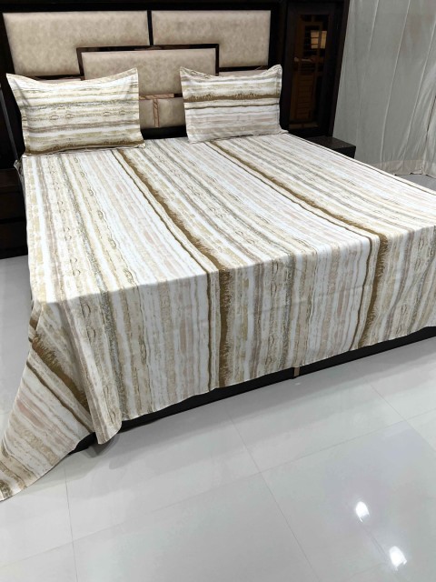 

Pure Decor Off White & Olive Green Printed Cotton400 TC King Bedsheet with 2 Pillow Covers