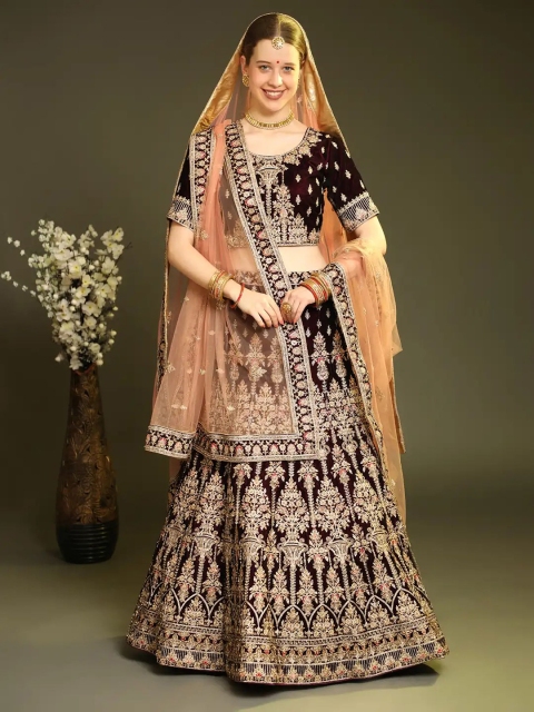 

Phenav Maroon & Gold-Toned Embellished Ready to Wear Lehenga & Blouse With Dupatta