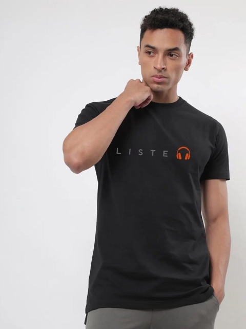 

Bewakoof Men Black Printed Applique T-shirt