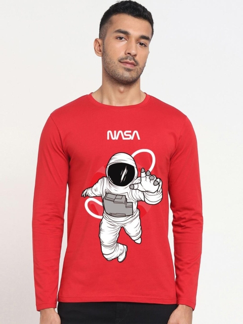 

Bewakoof Men's Red NASA Astronaut Graphic Printed T-shirt