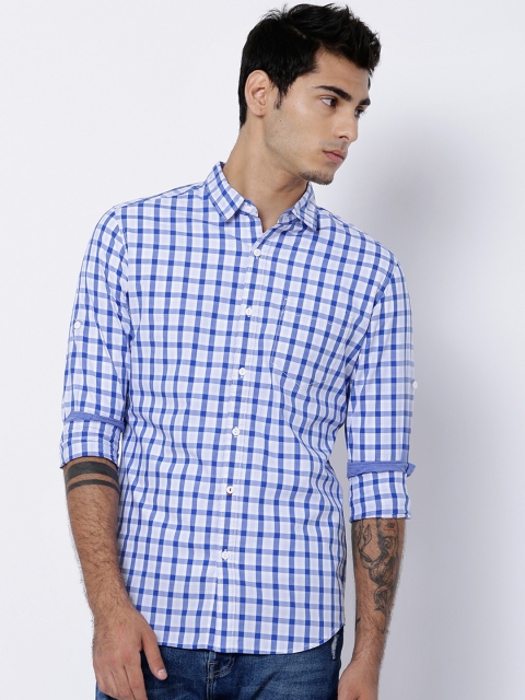 

LOCOMOTIVE Men Blue & White Slim Fit Checked Casual Shirt