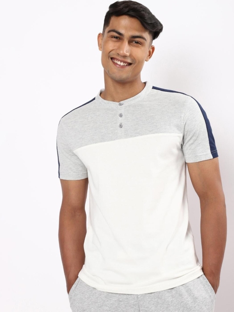 

Bewakoof Men White & Grey Colourblocked Henley Neck Pure Cotton T-shirt