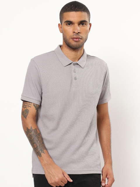 

Bewakoof Men Grey Solid Polo Collar Pure Cotton T-shirt