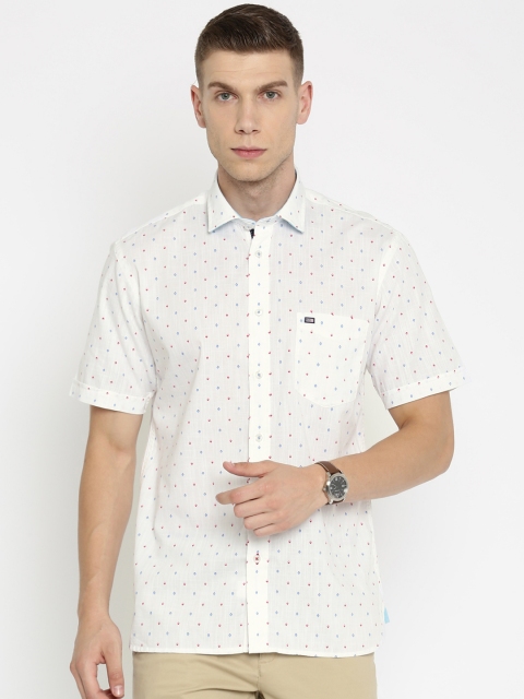 

Arrow Sport Men White Printed Regular Fit Casual Shirt