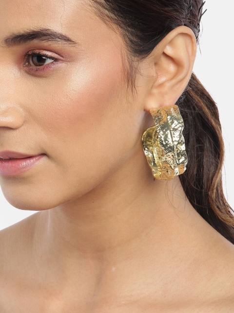 

DressBerry Gold-Plated Contemporary Half Hoop Earrings