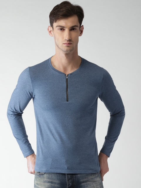 

Mast & Harbour Men Blue Solid T-Shirt