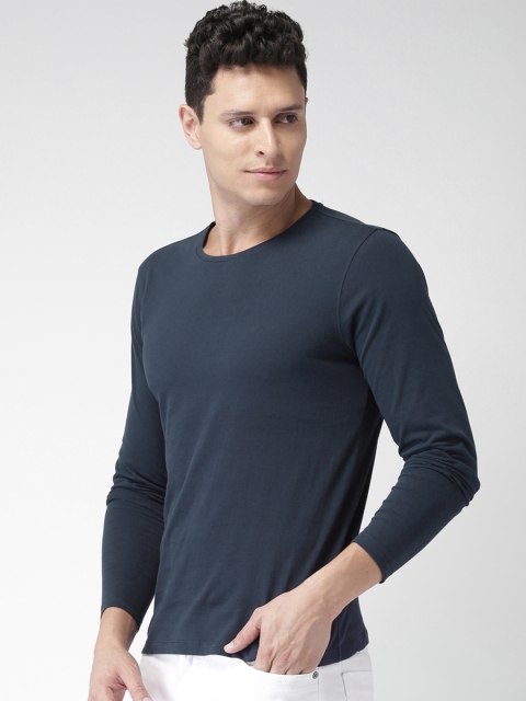 

Mast & Harbour Men Navy Blue Solid Round Neck T-shirt