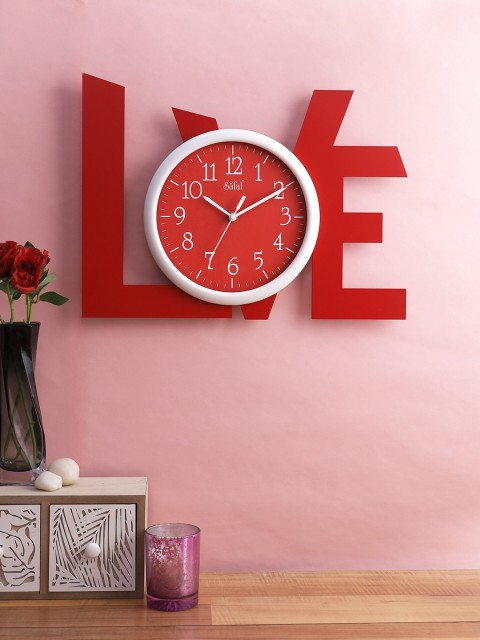 

Safal Red & White Printed Abstract Shaped Wooden Analogue Wall Clock
