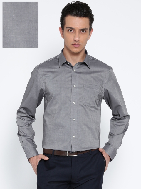 

Blackberrys Men Grey Smart Fit Solid Formal Shirt