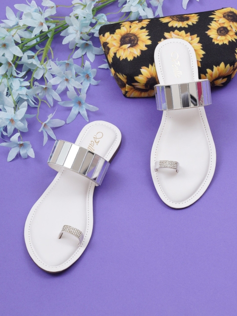 

VEILLE Women White Printed One Toe Flats