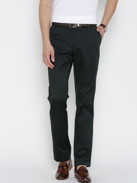 

Blackberrys Men Grey Solid Casual Trousers