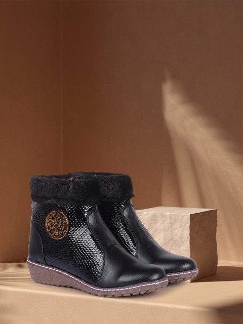 

Bella Toes Women Black Textured Regular Boots