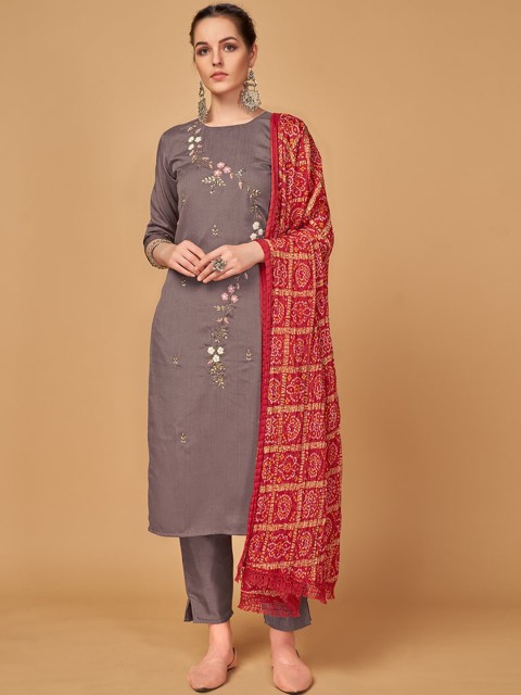 

MONJOLIKA FASHION Women Mauve Floral Embroidered Kurta with Trousers & With Dupatta