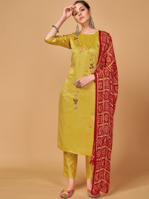 

MONJOLIKA FASHION Women Mustard Yellow Floral Embroidered Kurti with Trousers & With Dupatta