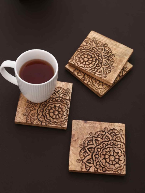 

Amoliconcepts Set Of 4 Brown Hand Crafted Wooden Coasters